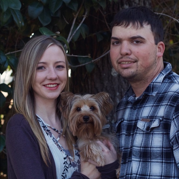 Meet your Posher, Halie - Picture 1 of 1